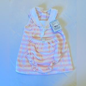 Adorable Kissy Kissy baby girls outfit.
